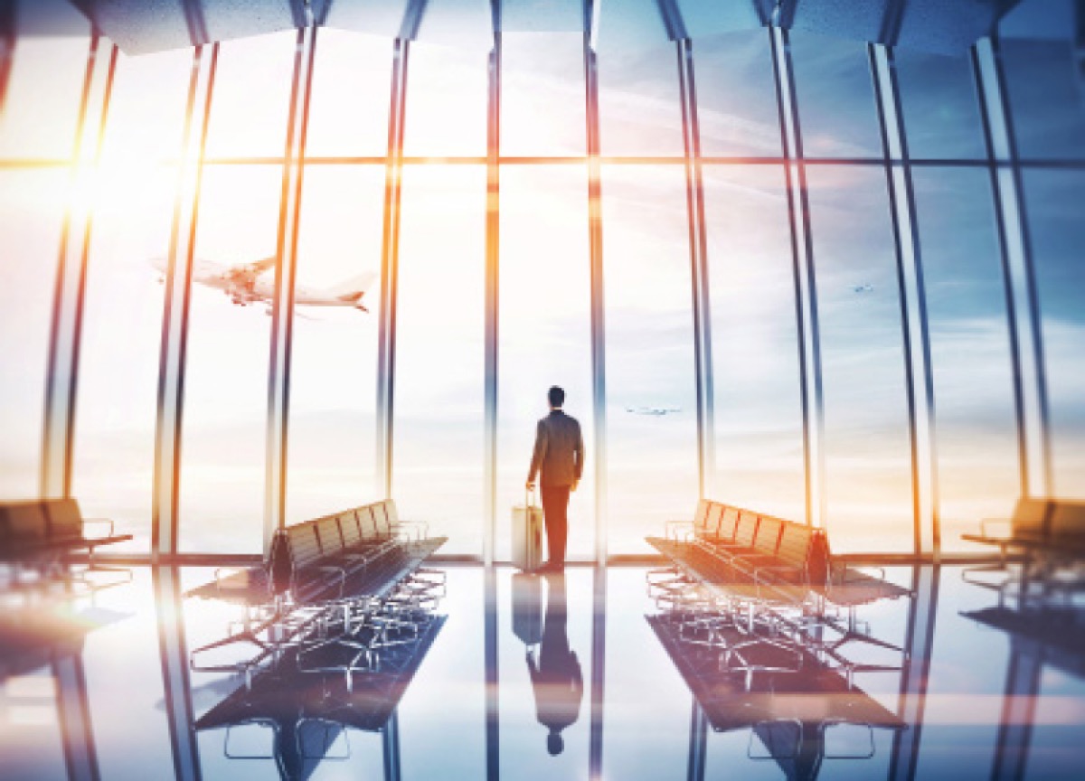 Otel, uçak bileti ve transfer operasyonları için turizm hizmetleri görseli